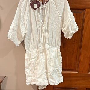 women’s knox rose romper/ swimsuit cover up/ size medium/ NWT